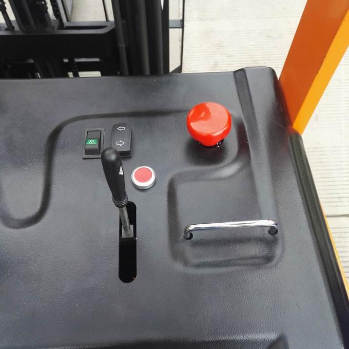 2500 কেজি চালিত প্যালেট এসি মোটর রিচ স্ট্যাকার ফোর্কলিফ্ট 1